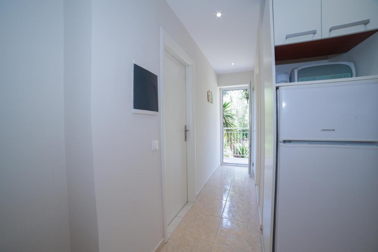 Angels Pool Studios And Apartments Palaiokastritsa Exterior foto