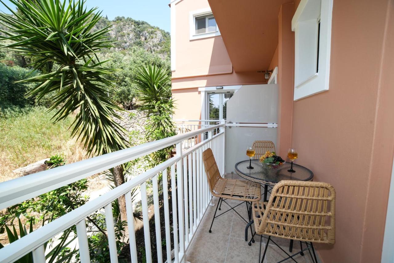 Angels Pool Studios And Apartments Palaiokastritsa Exterior foto